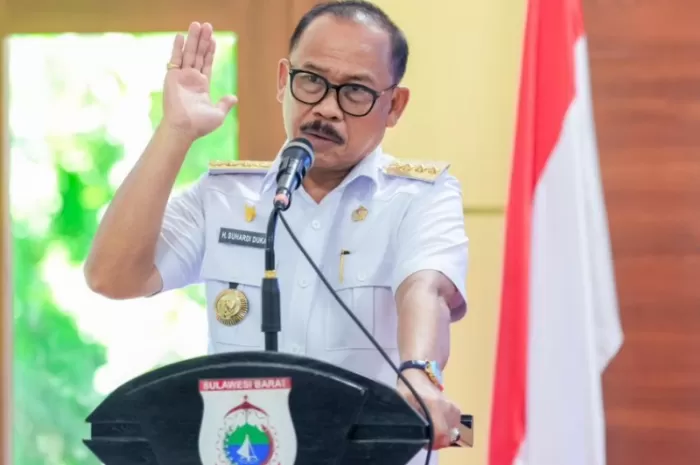Gubernur-Sulawesi-Barat-Suhardi-Duka-523005085